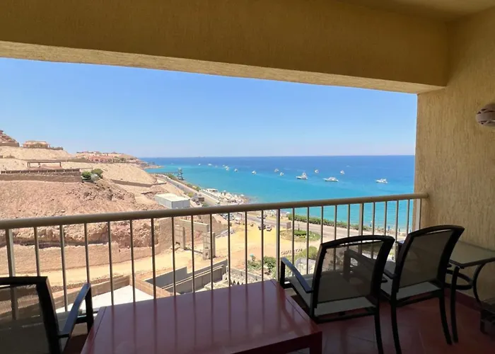 Porto Sokhna Pyramids Sea View Aparthotel