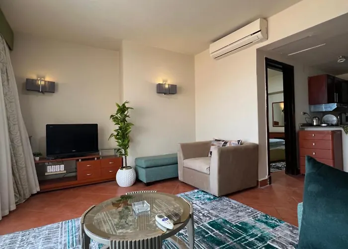 Porto Sokhna Pyramids Sea View Aparthotel 5*