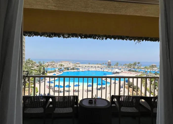 Porto Sokhna Pyramids Sea View Aparthotel