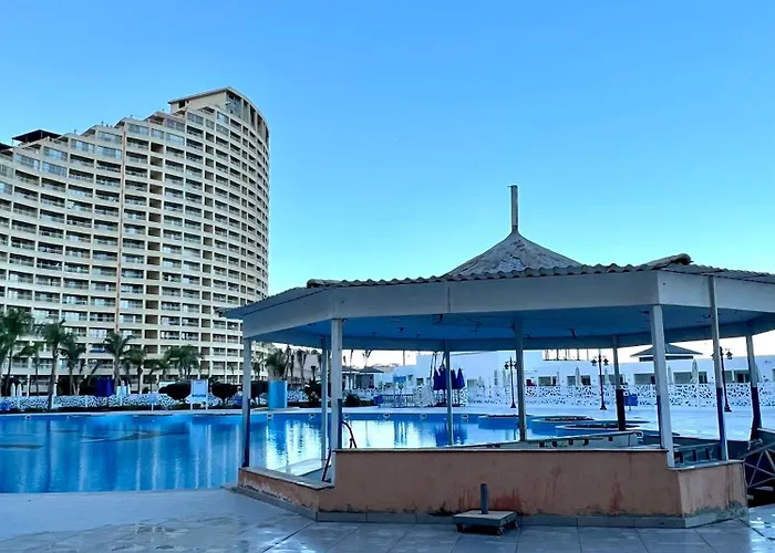 Porto Sokhna Pyramids Sea View Aparthotel 5*